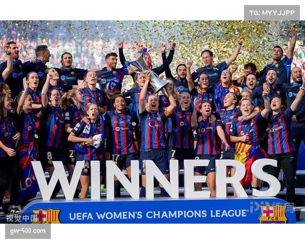 巴萨女足传控体系压制切尔西边路 帕雷德斯成后场出球关键