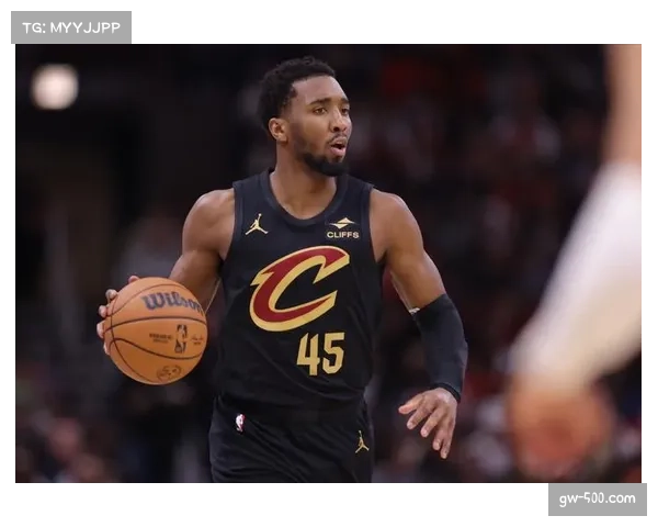 骑士攻防效率均居前五 米切尔率队稳坐东部头名 骑士攻防效率均居前五 米切尔率队稳坐东部头名