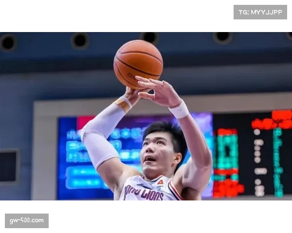 焦泊乔遭遇肋骨肩膀轻微伤病 经针对性治疗已确认伤愈复出